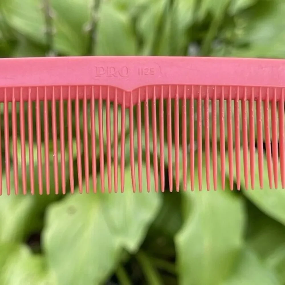 Vintage 1978 Unbreakable Vistron Pro Comb #1125 Purse Travel USA Red USED Pocket